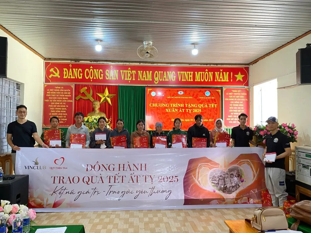 2.000 phần quà được đoàn T4 trao gửi tới đồng bào khó khăn tại Đắk Nông