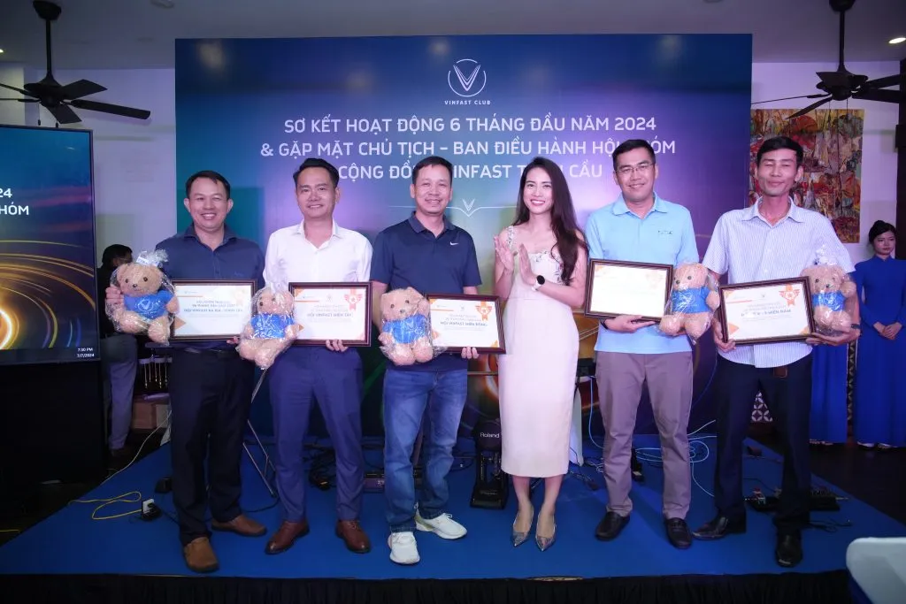 Buổi gặp gỡ sơ kết hoạt động 6 tháng đầu năm đầy cảm xúc của Ban điều hành Hội nhóm phía Nam