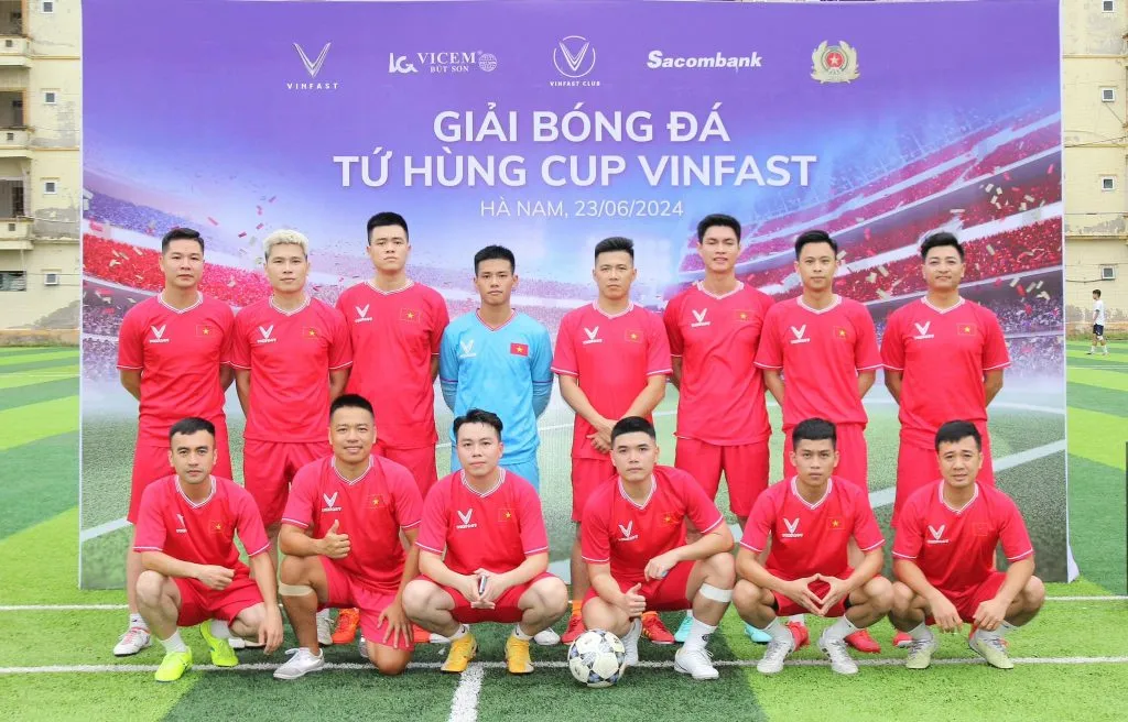 Đội bóng VinFast Hà – Nam – Ninh xuất sắc về nhì tại Giải bóng đá Tứ Hùng Cúp VinFast