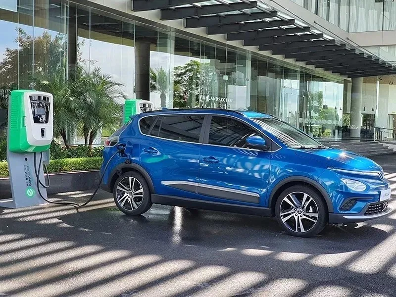 Mời khảo sát về chuyển đổi thuê pin xe ô tô điện